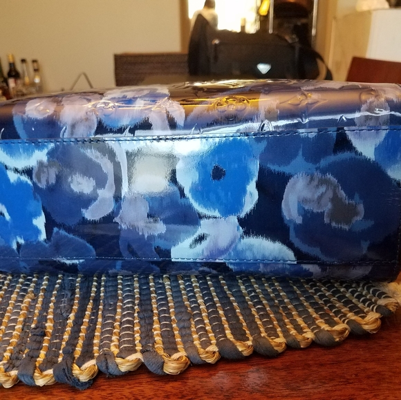 SOLD. Louis Vuitton Grand Bleu Floral Monogram Ver - Picture 6 of 15